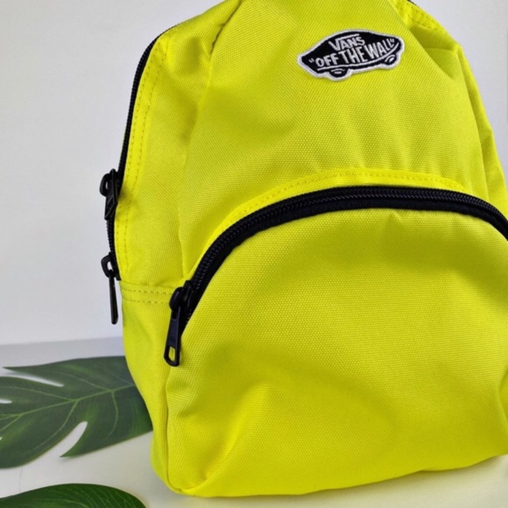 HP🔥Gorgeous, Vans neon yellow mini backpack ❤️ - Picture 6 of 8